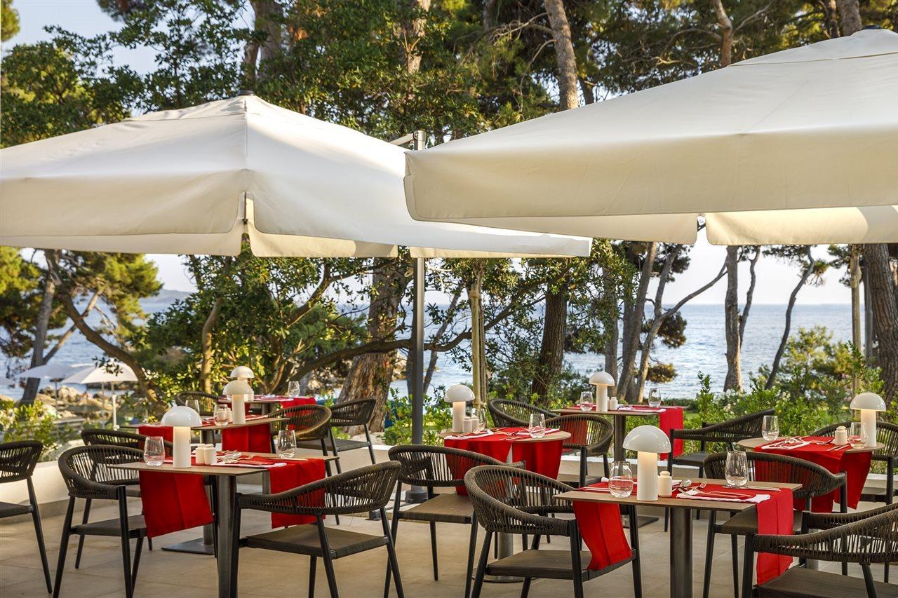 Valamar Carolina Hotel & Villas Kampor Bagian luar foto