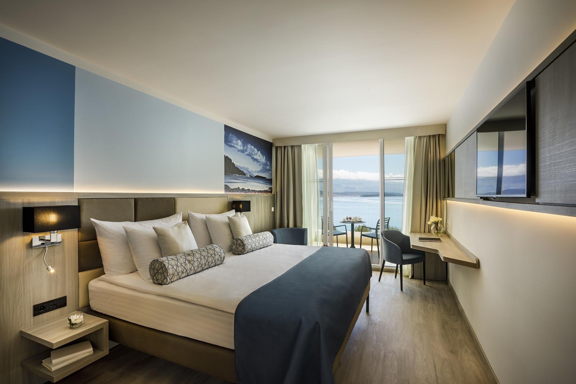 Valamar Carolina Hotel & Villas Kampor Bagian luar foto
