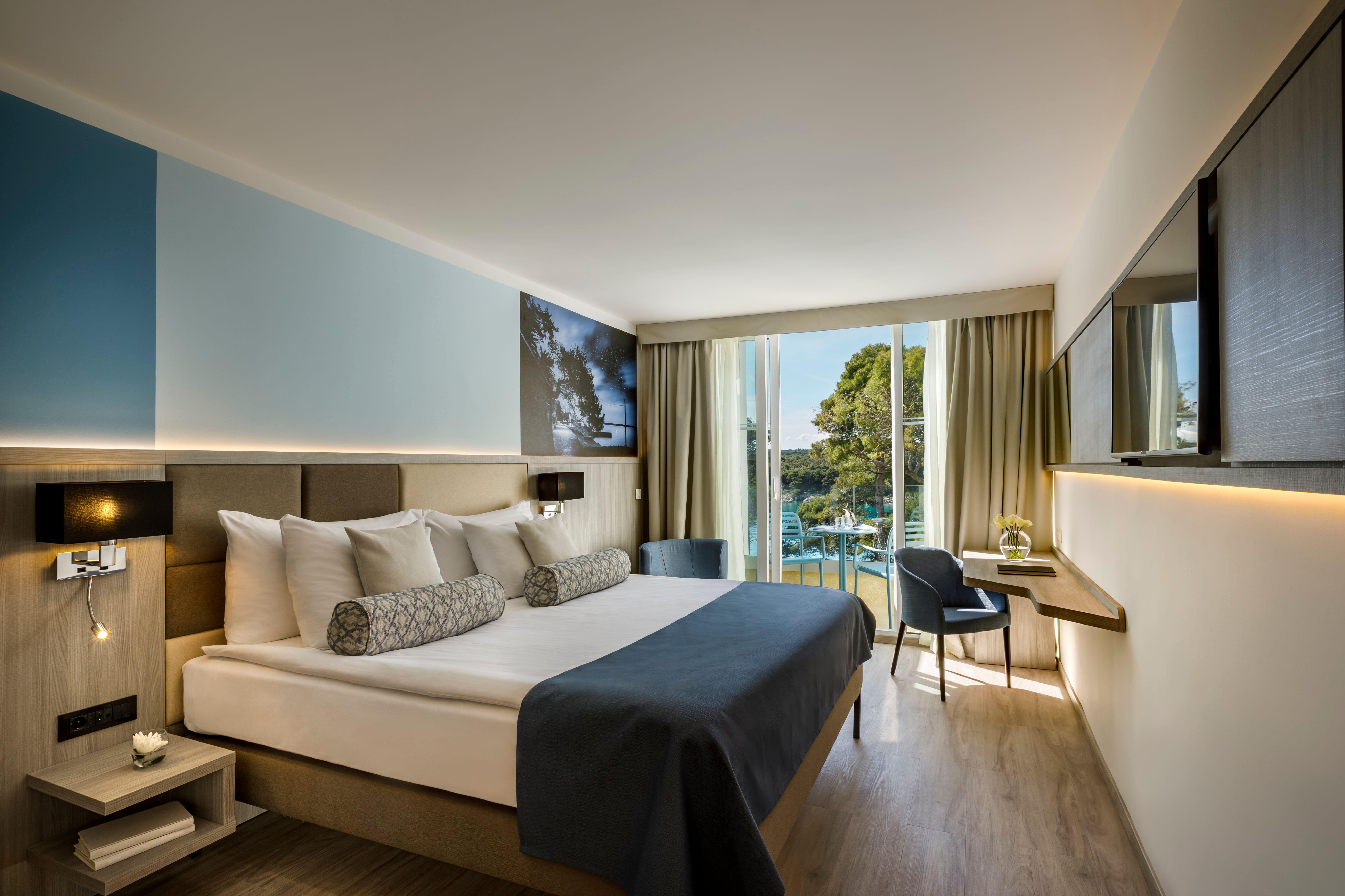 Valamar Carolina Hotel & Villas Kampor Bagian luar foto