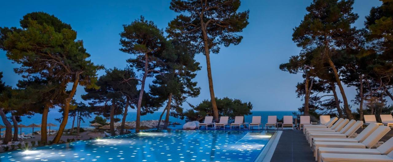 Valamar Carolina Hotel & Villas Kampor Bagian luar foto